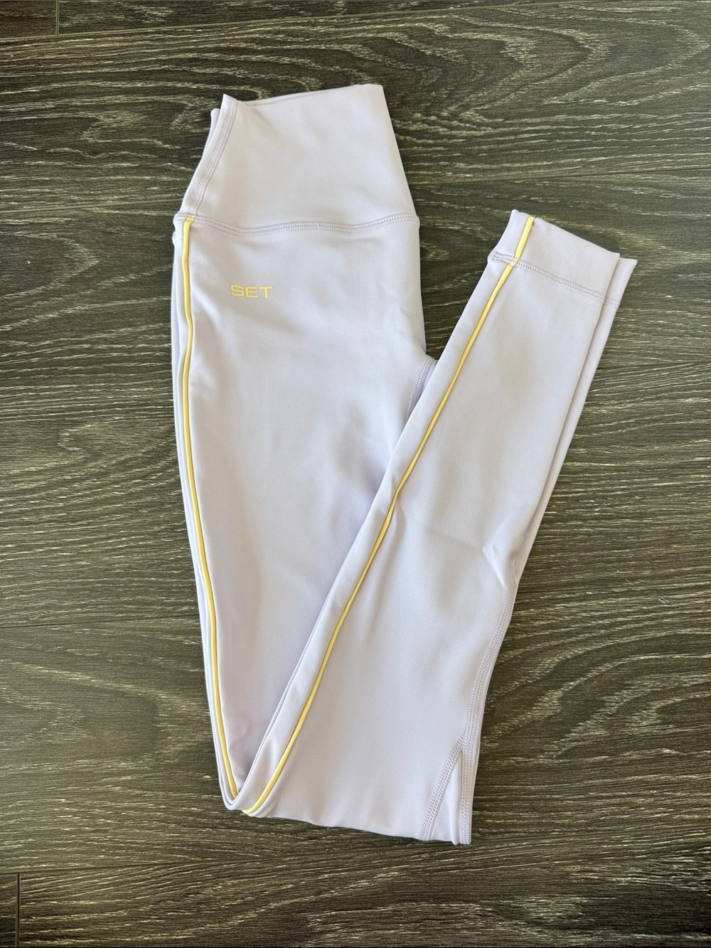 SET active buttercream luxform leggings